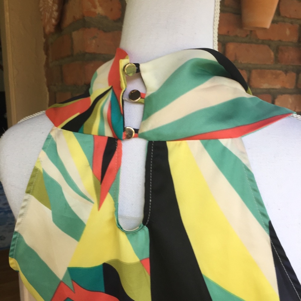 Modern Geometric Halter - Picture 4 of 8